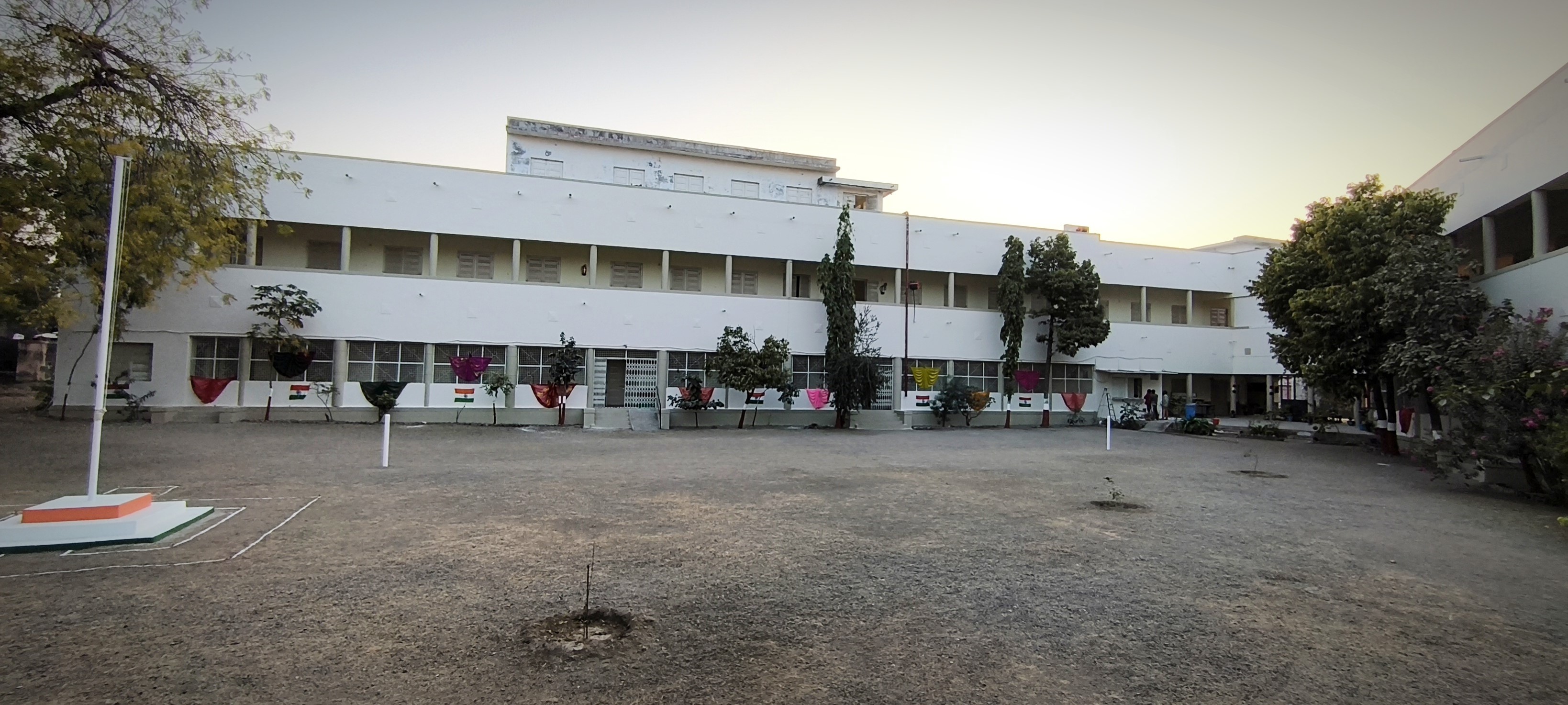 Sanvhvi College Campus Background0